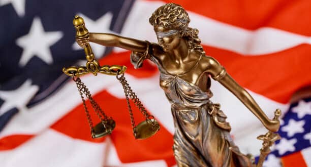 ¿Cómo divorciarse de una persona que vive en Colombia desde Miami?